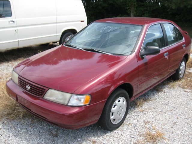 1995 Nissan Sentra 4dr Sdn V6 Auto SE