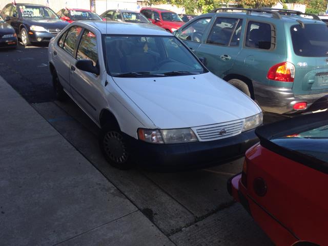 1995 Nissan Sentra XLT 4X4 FX4 X-cab