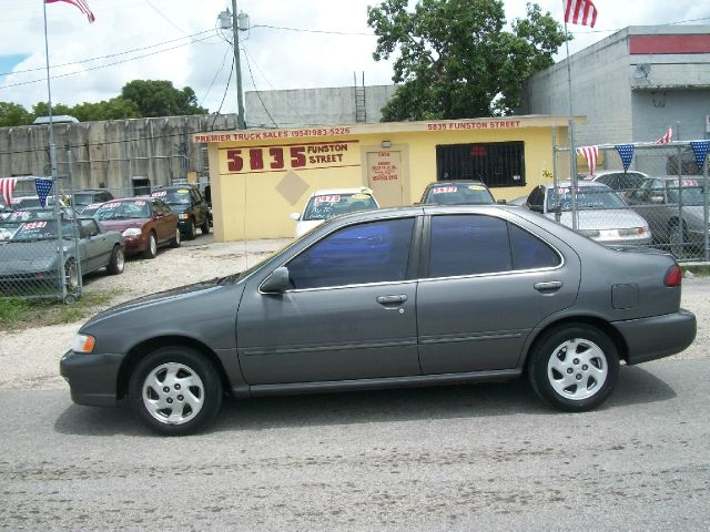 1999 Nissan Sentra 6 Speed Transmision