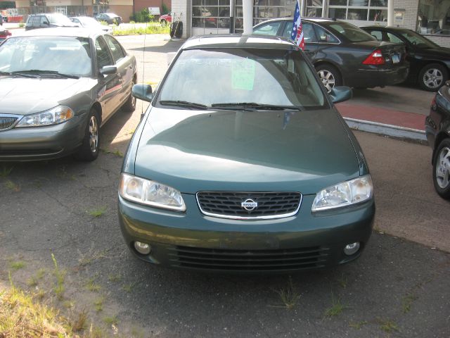 2000 Nissan Sentra SE