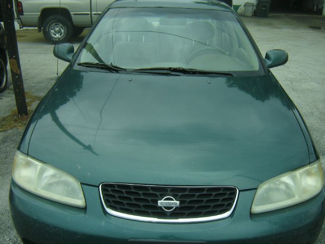 2001 Nissan Sentra W/nav.sys