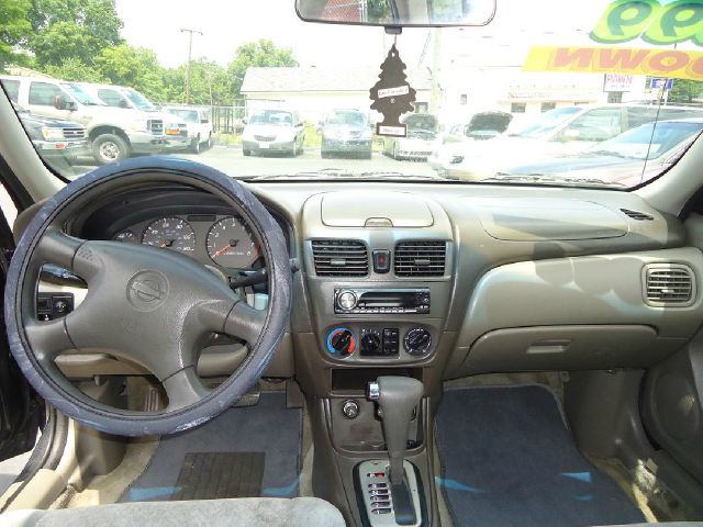 2002 Nissan Sentra W/nav.sys
