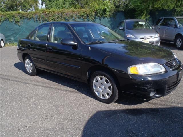 2002 Nissan Sentra 4dr Sdn I4 Manual LE (natl) Sedan
