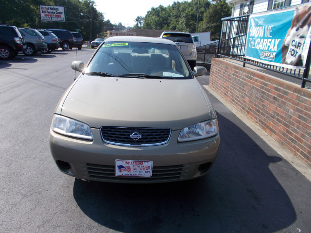 2002 Nissan Sentra LS Silverado 4x2
