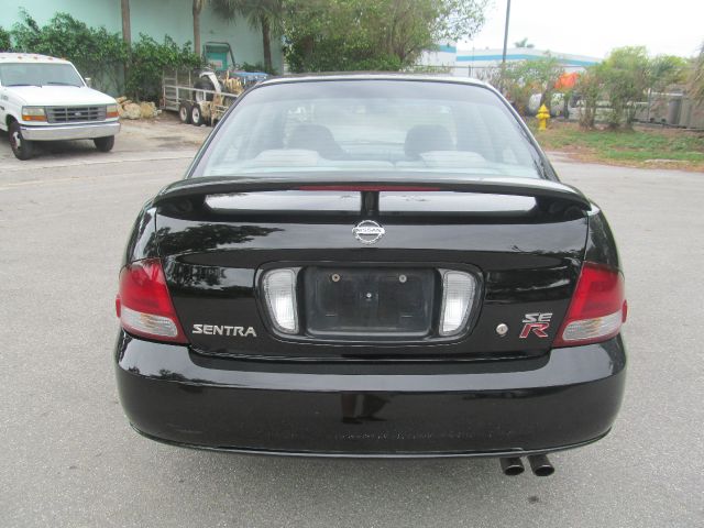 2002 Nissan Sentra Crew Cab Standard Box 4-wheel Drive SLE