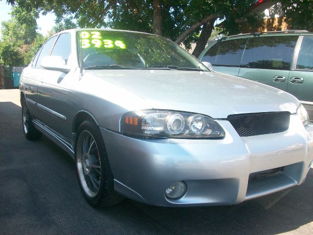 2002 Nissan Sentra Crew Cab Standard Box 4-wheel Drive SLE