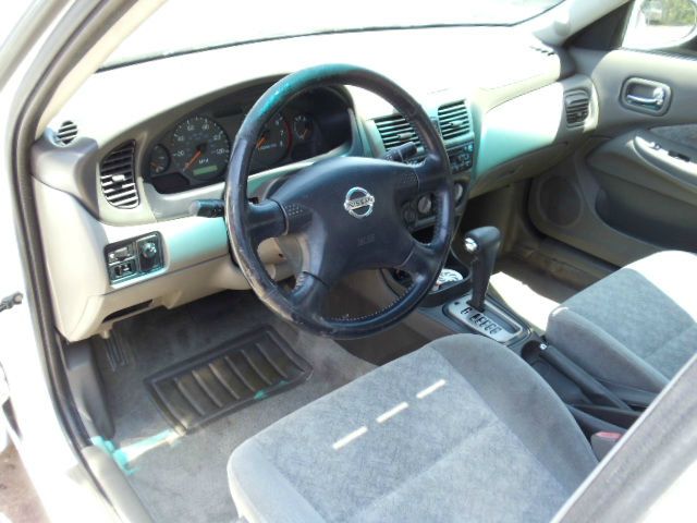 2003 Nissan Sentra 4dr Sdn CVT LE Anniversary Edition FWD Sedan
