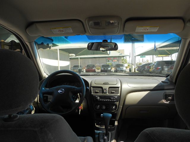 2003 Nissan Sentra SLT HEMI - Magnum