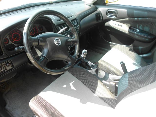 2003 Nissan Sentra Denali Crew Cab 4x4