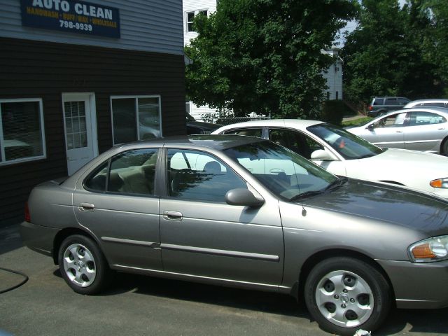 2004 Nissan Sentra E43