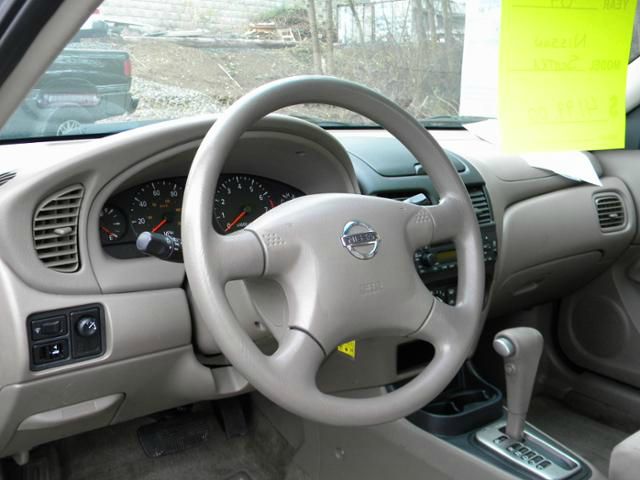 2004 Nissan Sentra E43
