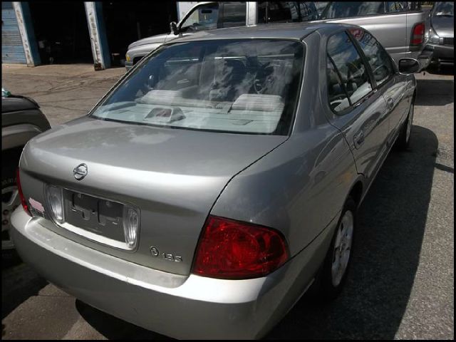 2004 Nissan Sentra E43