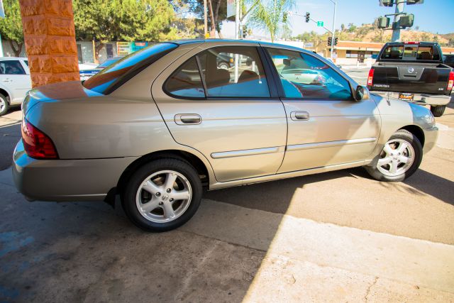 2004 Nissan Sentra Pickupslt Quad Cab SWB 4WD 4x4 Truck