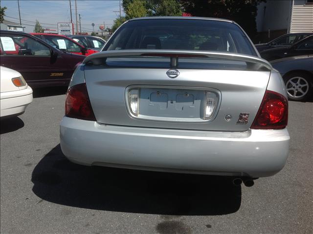 2004 Nissan Sentra Denali Crew Cab 4x4