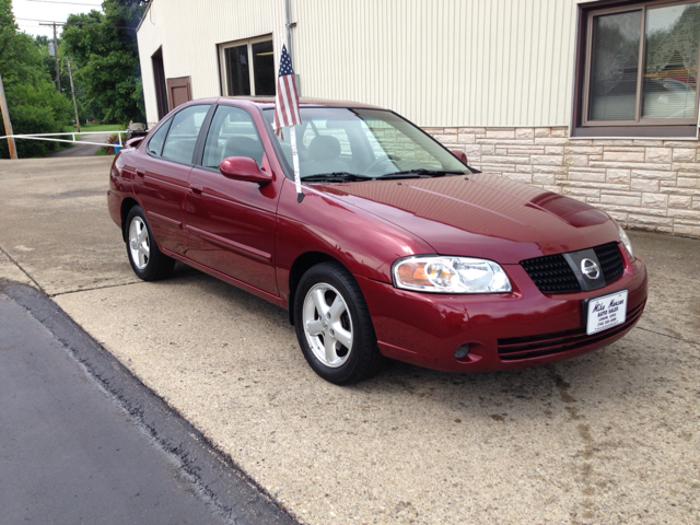 2004 Nissan Sentra Pickupslt Quad Cab SWB 4WD 4x4 Truck