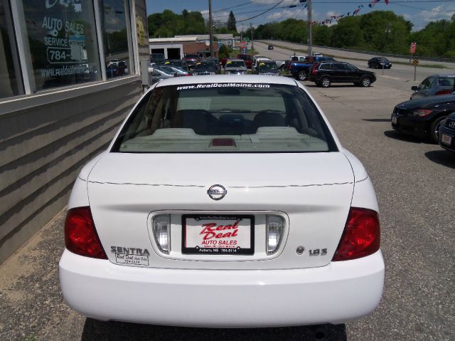 2004 Nissan Sentra E43