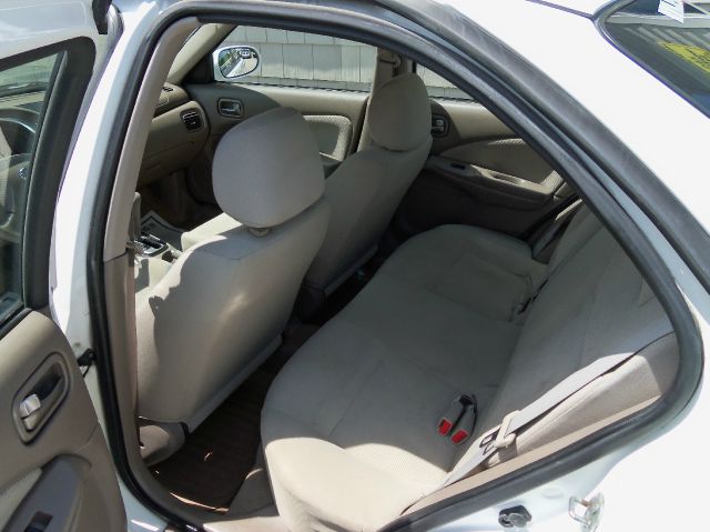 2004 Nissan Sentra E43