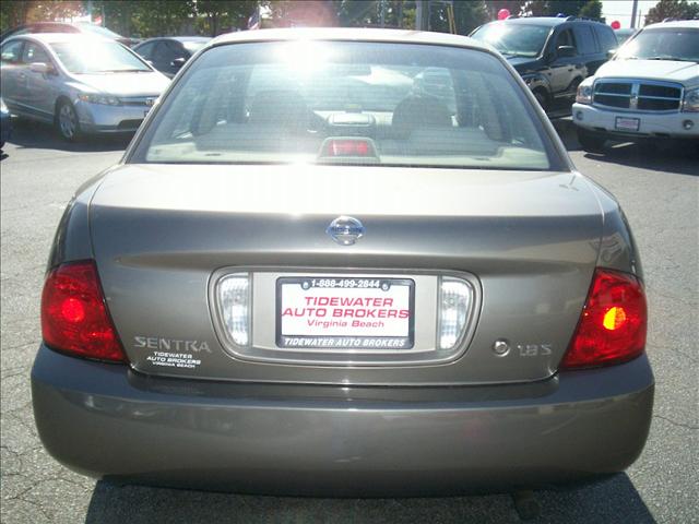 2004 Nissan Sentra E43