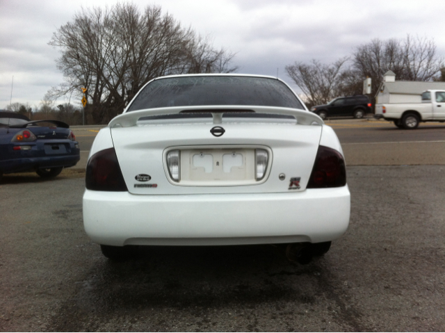 2004 Nissan Sentra Denali Crew Cab 4x4