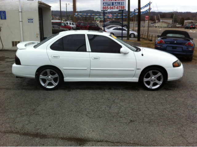 2004 Nissan Sentra Denali Crew Cab 4x4