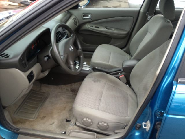 2004 Nissan Sentra E43