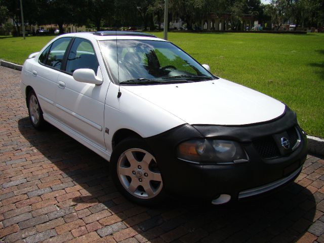 2004 Nissan Sentra Crew Cab Standard Box 4-wheel Drive SLE