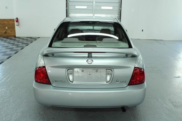 2004 Nissan Sentra Crew Cab Standard Box 2-wheel Drive SLE