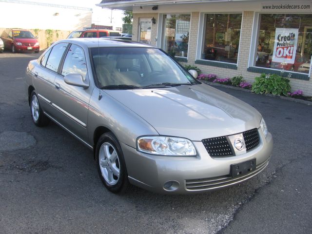 2004 Nissan Sentra Pickupslt Quad Cab SWB 4WD 4x4 Truck