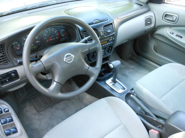 2004 Nissan Sentra E43