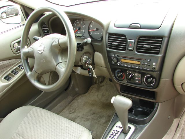 2004 Nissan Sentra E43