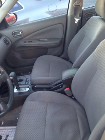 2004 Nissan Sentra W/T REG CAB