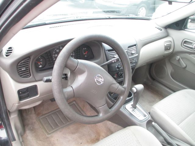 2004 Nissan Sentra W/T REG CAB