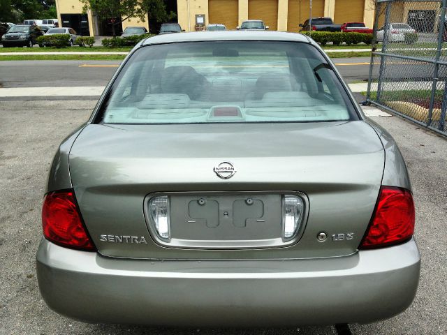 2004 Nissan Sentra E43
