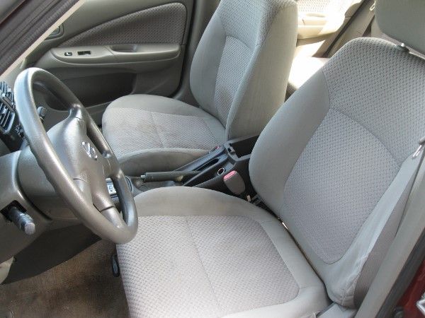 2004 Nissan Sentra E43