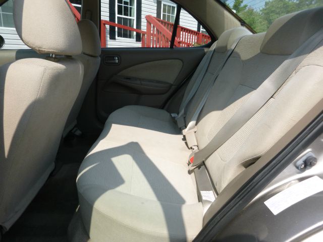 2005 Nissan Sentra 15