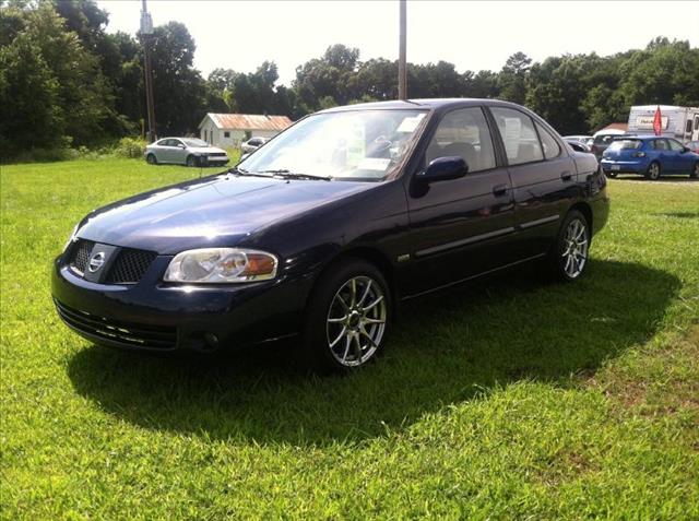 2005 Nissan Sentra 2007 Suzuki Convenience