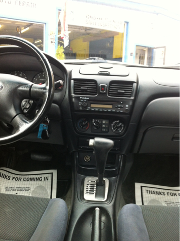 2005 Nissan Sentra E43