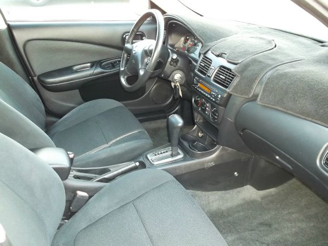 2005 Nissan Sentra Crew Cab Standard Box 4-wheel Drive SLE