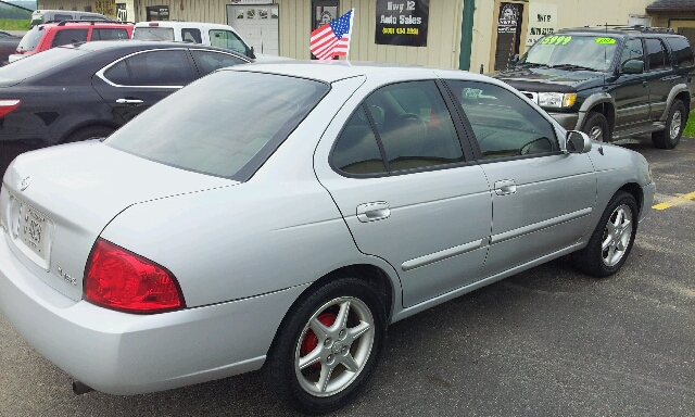 2005 Nissan Sentra E43