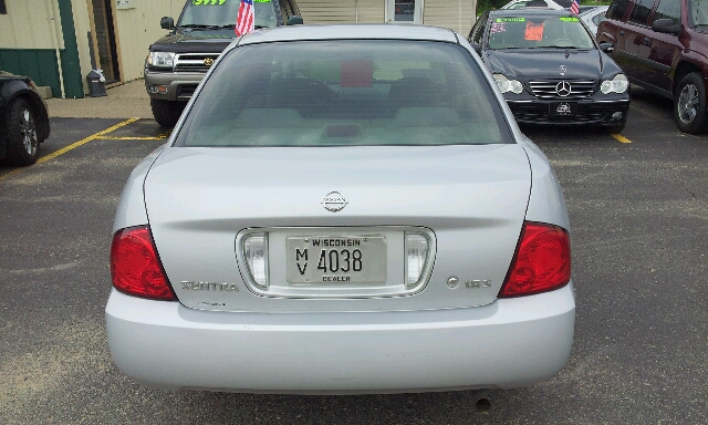 2005 Nissan Sentra E43