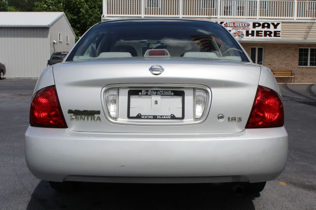 2005 Nissan Sentra E43