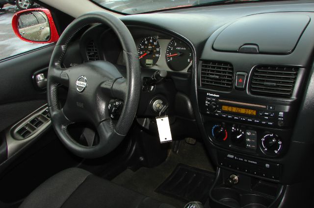 2006 Nissan Sentra Denali Crew Cab 4x4