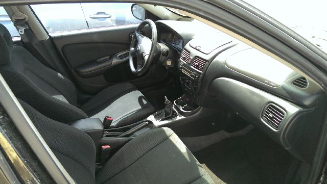 2006 Nissan Sentra 6MT Sport REAR Steer