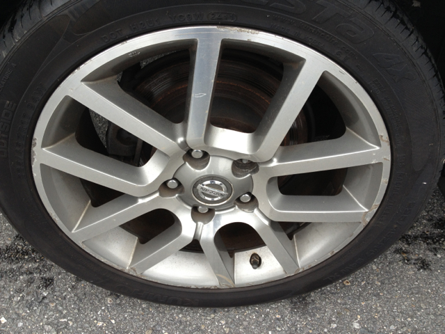 2007 Nissan Sentra Denali Crew Cab 4x4