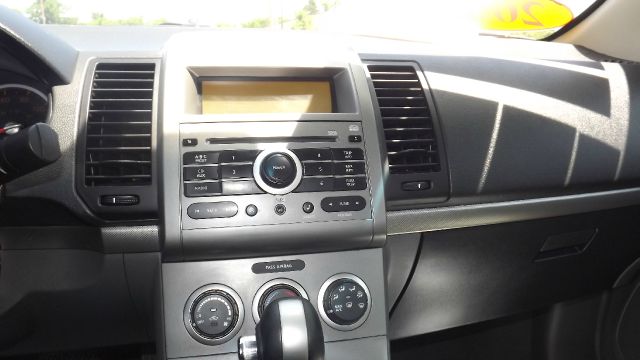 2009 Nissan Sentra 4matic 4dr 3.5L AWD SUV