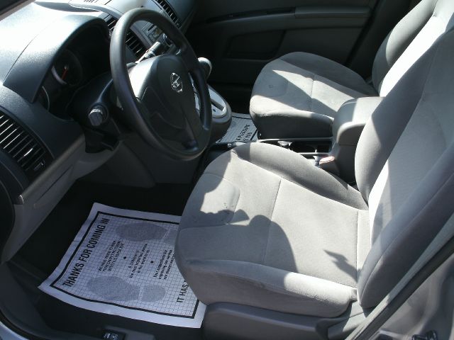 2009 Nissan Sentra 4matic 4dr 3.5L AWD SUV