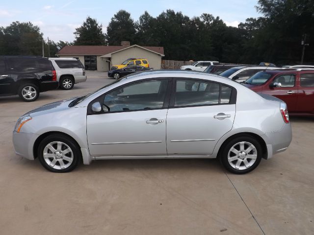 2009 Nissan Sentra 4matic 4dr 3.5L AWD SUV