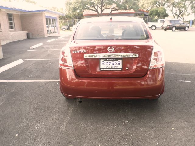 2010 Nissan Sentra 4matic 4dr 3.5L AWD SUV