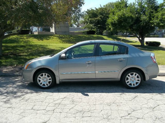 2010 Nissan Sentra 4matic 4dr 3.5L AWD SUV