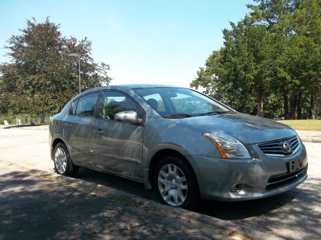 2010 Nissan Sentra 4matic 4dr 3.5L AWD SUV